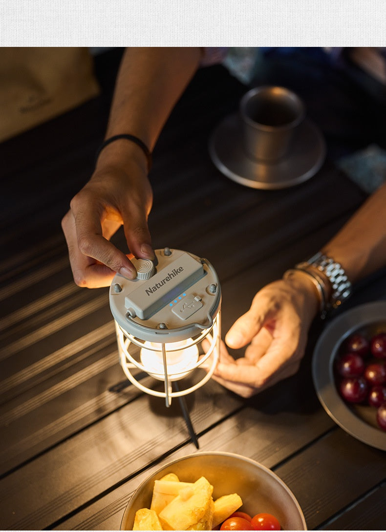 CNH22DQ008 Outdoor Camping Tent Lantern Light