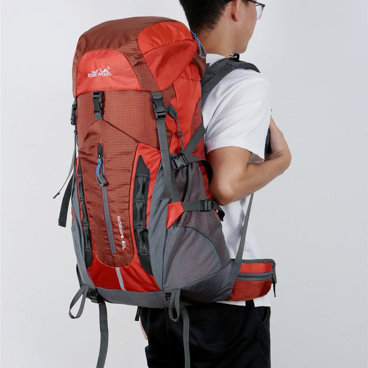 70L Large Capacity Outdoor Mountaineering Sports Backpack